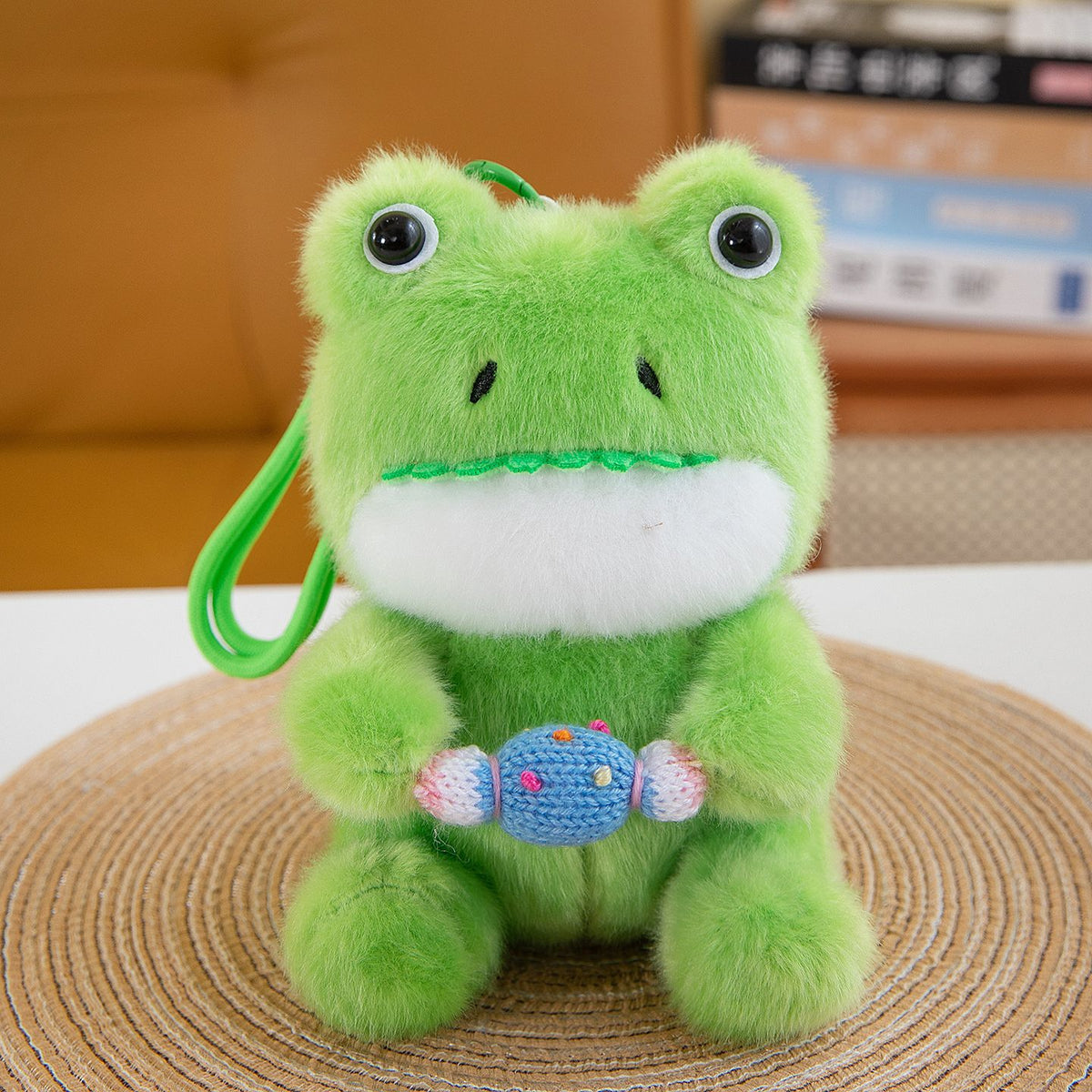 Mini Animal Plush Friends, 16 cm Pocket-Sized Stuffed Toys with Raccoon, Sloth, Cat, Penguin, Dinosaur and Frog Styles for Cozy Desks