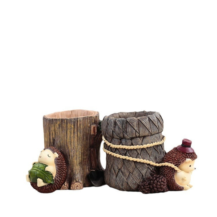 Hedgehog Pencil Holder Figurine, Leaf or Hat Woodland Desk Organizer for Pens, Brushes and Thoughtful Gifts