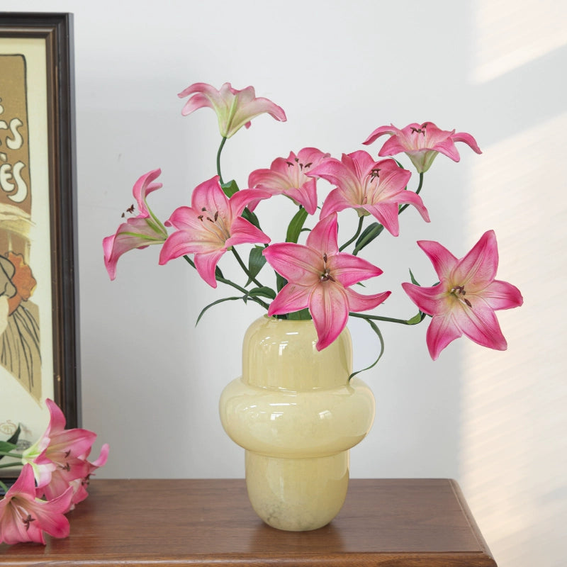 Vintage Ins style honey cream living room glass floral decoration, light luxury and high-end, milky white antique vase