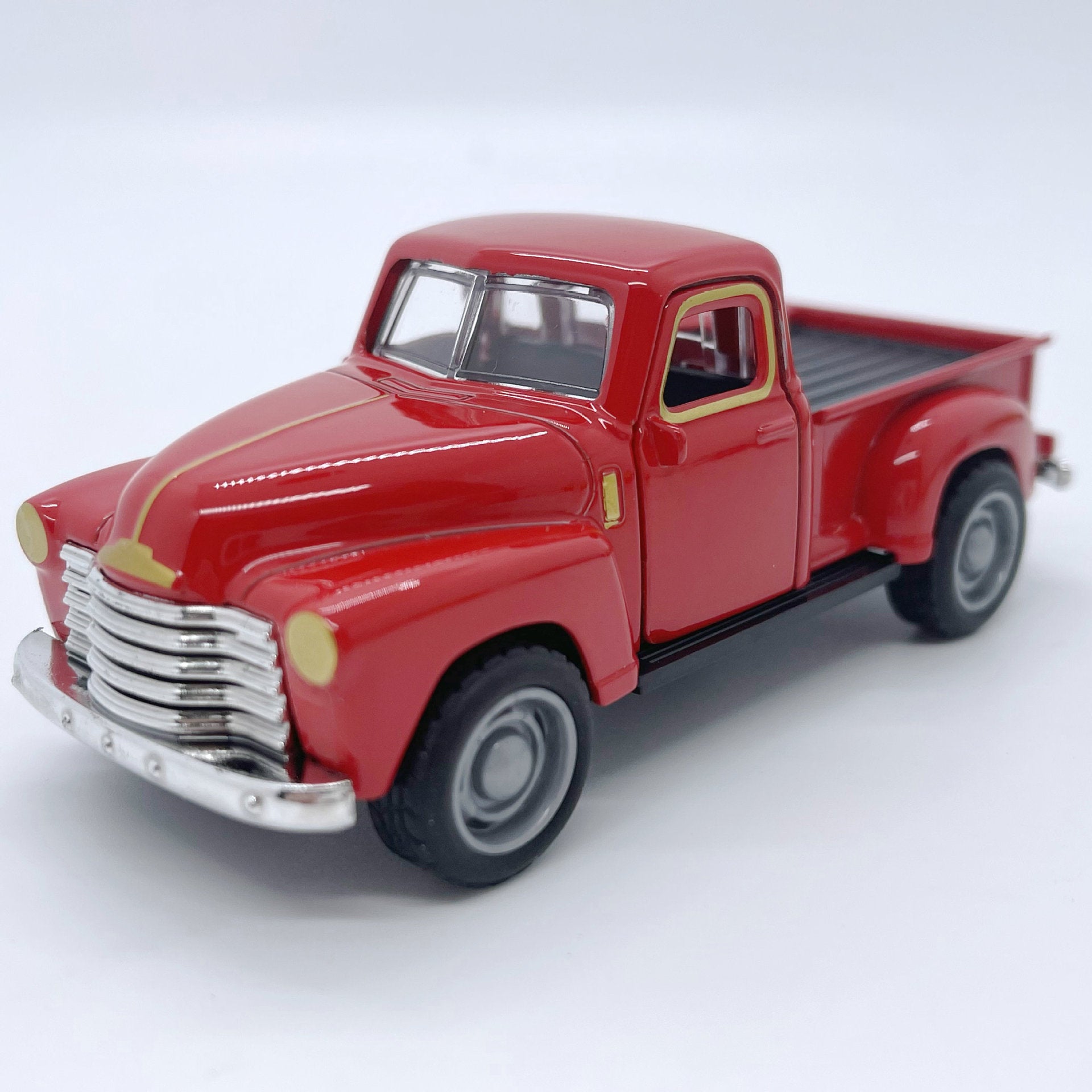 Vintage Alloy Pickup Truck Model – 1:32 Die-Cast Mini Car for Collectors & Home Decor