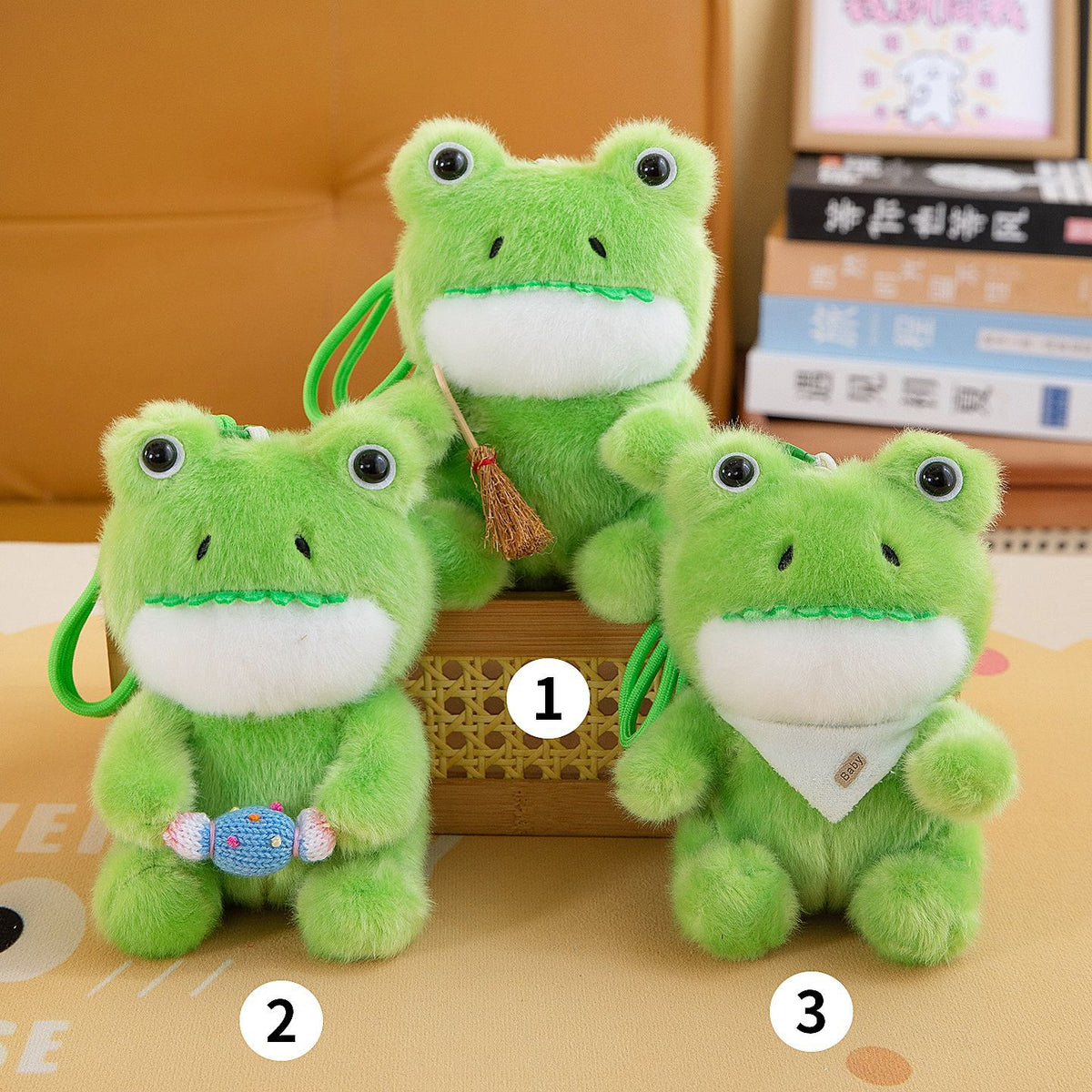 Mini Animal Plush Friends, 16 cm Pocket-Sized Stuffed Toys with Raccoon, Sloth, Cat, Penguin, Dinosaur and Frog Styles for Cozy Desks