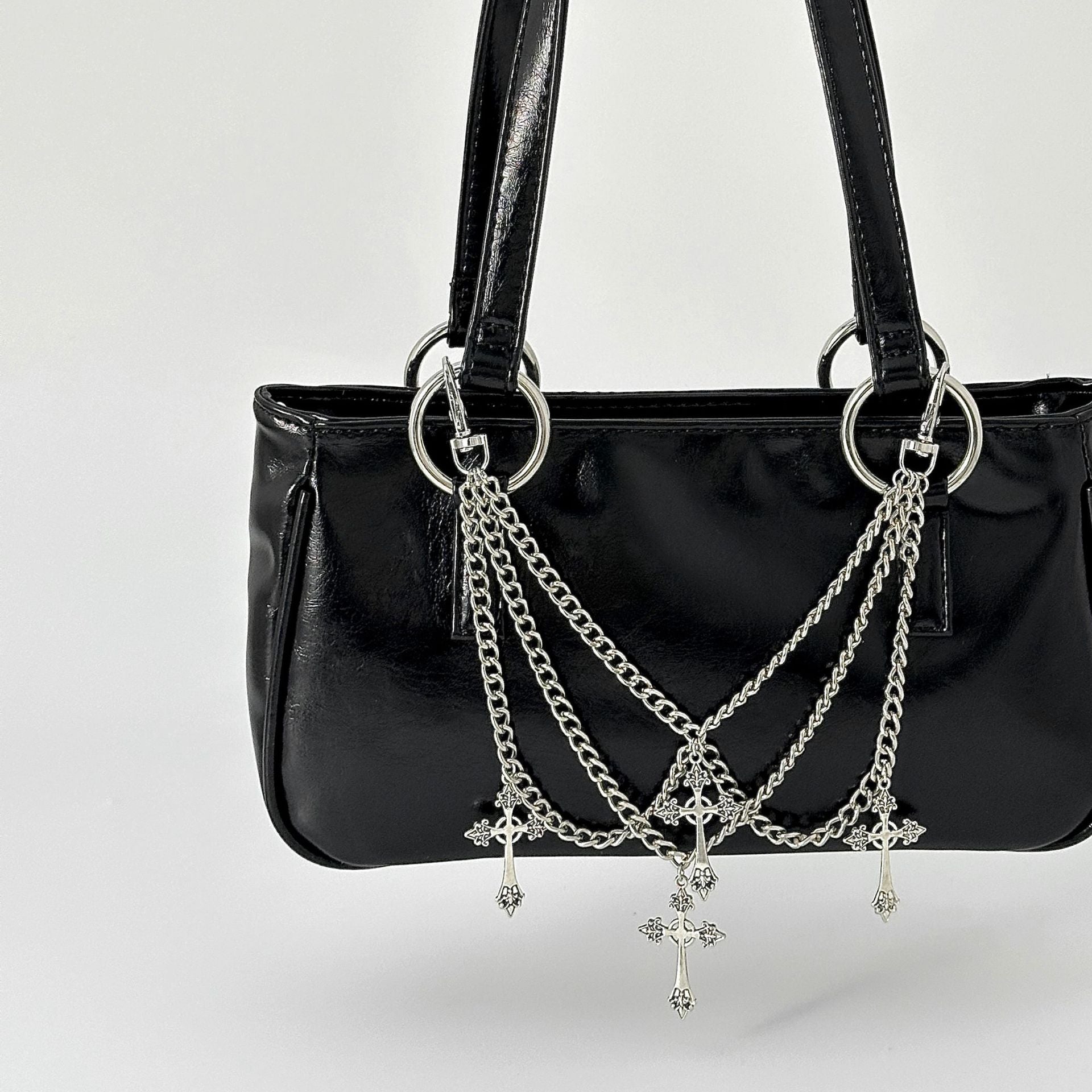 Edgy Handmade Metal Chain Charm | Trendy Minimalist Pendant for Stylish Bags & Effortless Looks