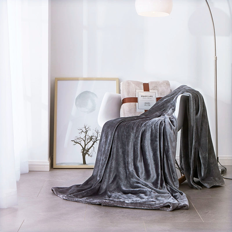 Falei velvet handmade blankets for offices and beds