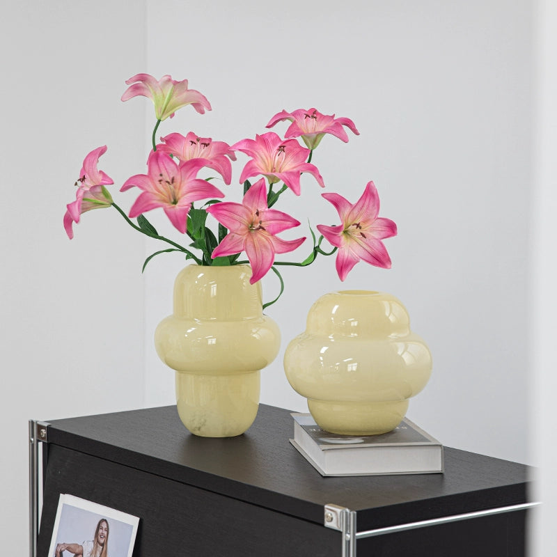 Vintage Ins style honey cream living room glass floral decoration, light luxury and high-end, milky white antique vase