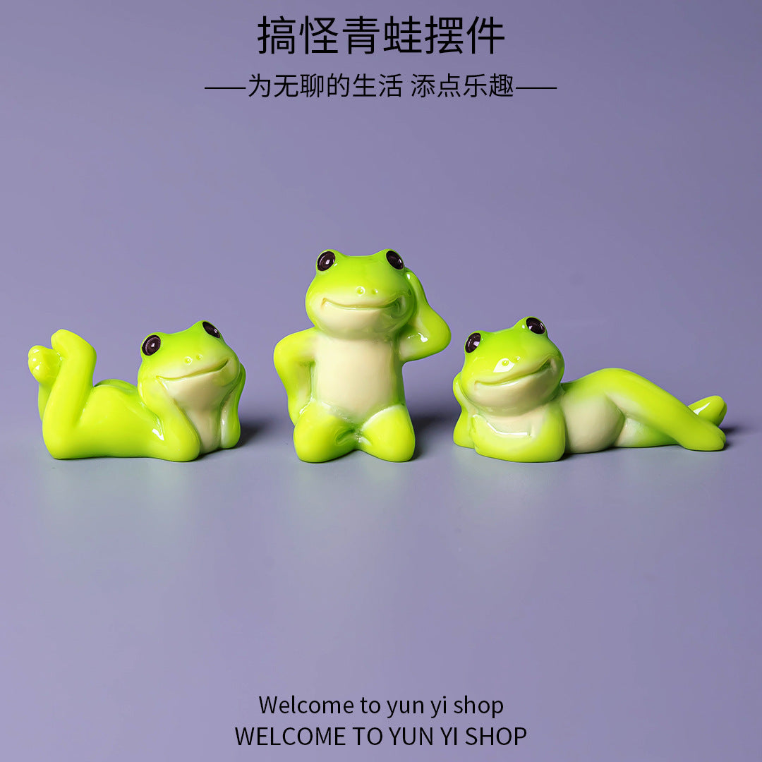 Playful Mini Frog Figurine Set of 6, Green Frogs in Expressive Poses for Desk Displays and Miniature Scenes