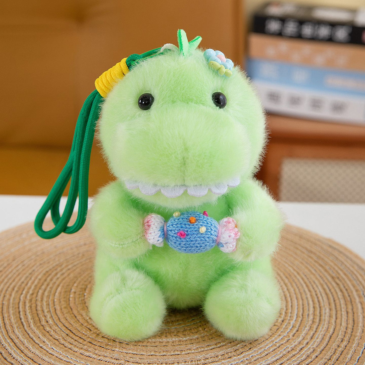 Mini Animal Plush Friends, 16 cm Pocket-Sized Stuffed Toys with Raccoon, Sloth, Cat, Penguin, Dinosaur and Frog Styles for Cozy Desks