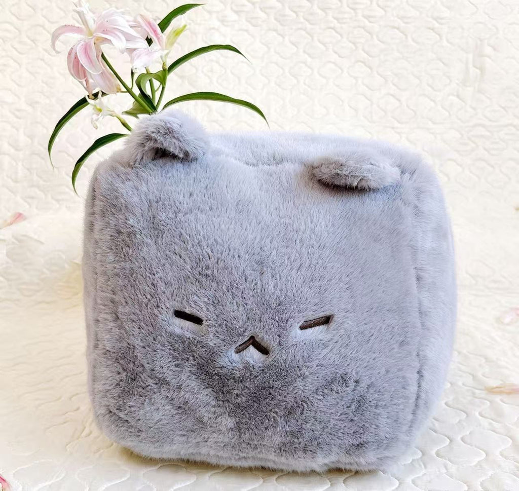 Square Cat Plush Cushion, 18 x 18 cm Soft Tofu-Inspired Cube Cat in White, Yellow or Blue for Cozy Bedrooms, Desks and Gifts