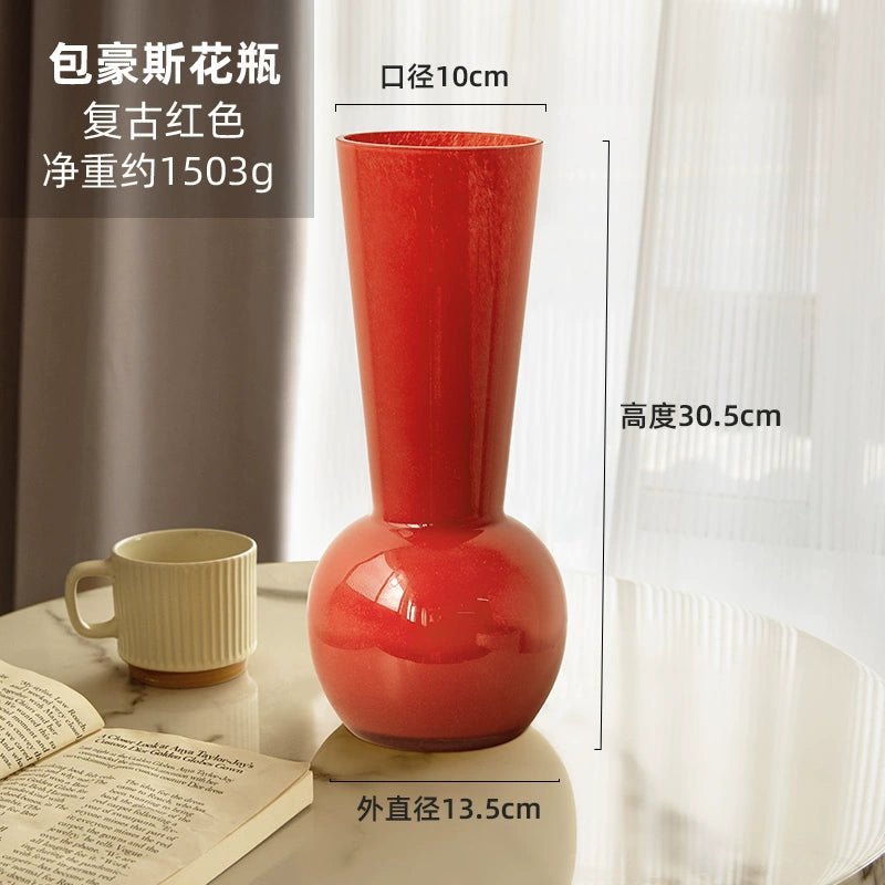 Porcelain powder beta glass vase