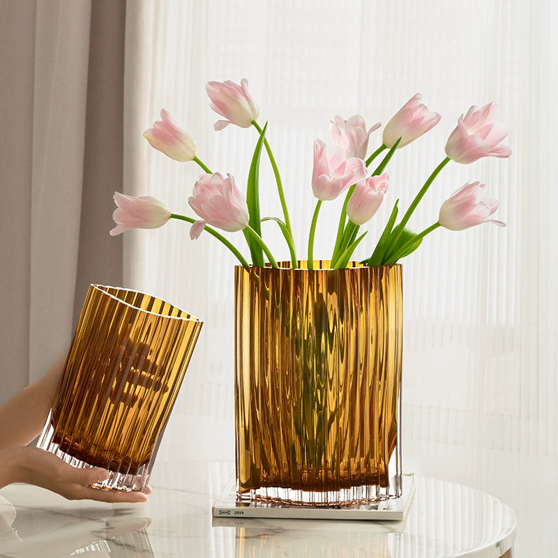 Light luxury leaf vase