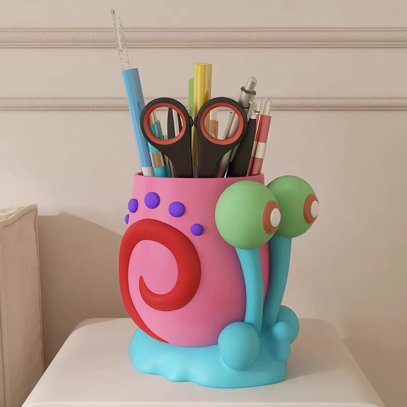 Colorful Snail Pencil Holder, Playful Animal Desk Organizer for Pens, Brushes and Creative Workspaces