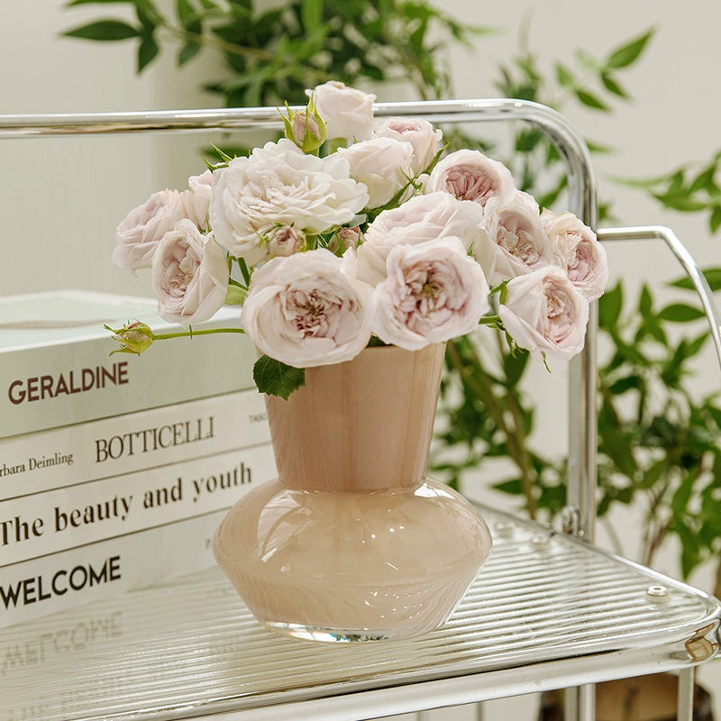 Porcelain powder beta glass vase