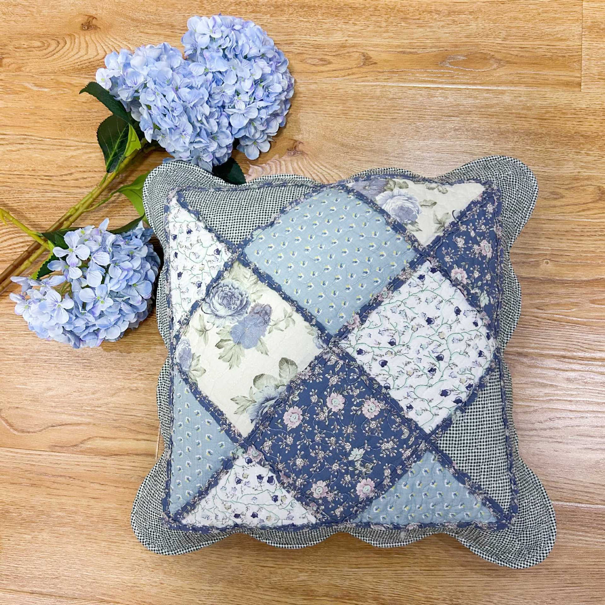 Pastel Patchwork and Heart Pillow Cover, 45 x 45 cm Decorative Cushion Case for Sofas and Bedrooms