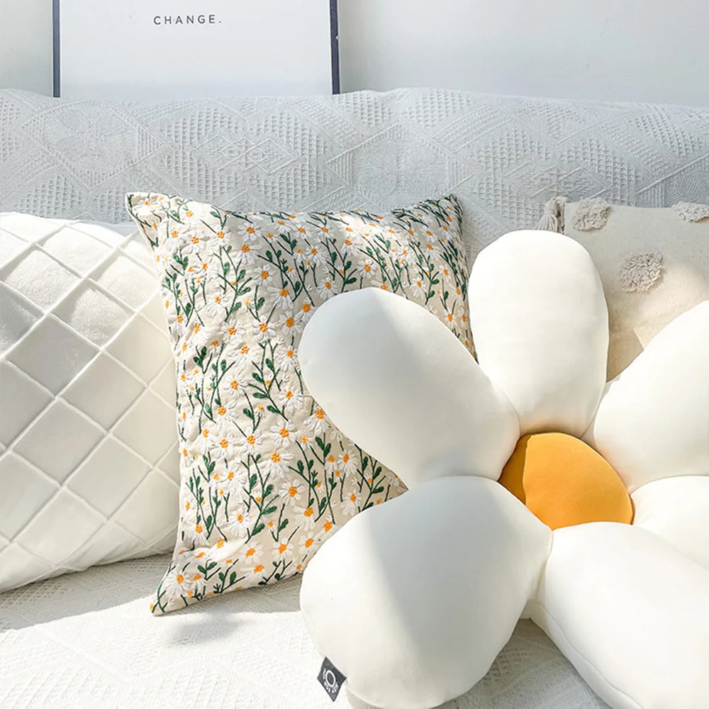 Meadow & Texture Decorative Pillow Cover – 45 × 45 cm