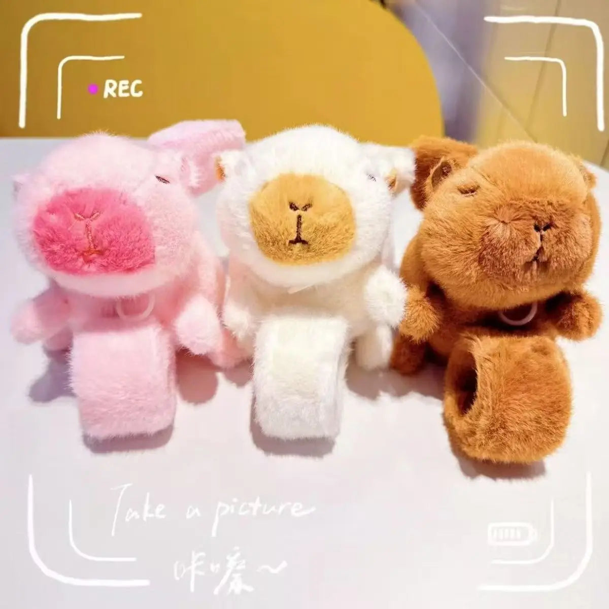 Capybara Plush Snap Bracelet With Pullable Wings Vibrating Keychain Kawaii Animal Toy For Bags Wholesale Cute Gift For Friends