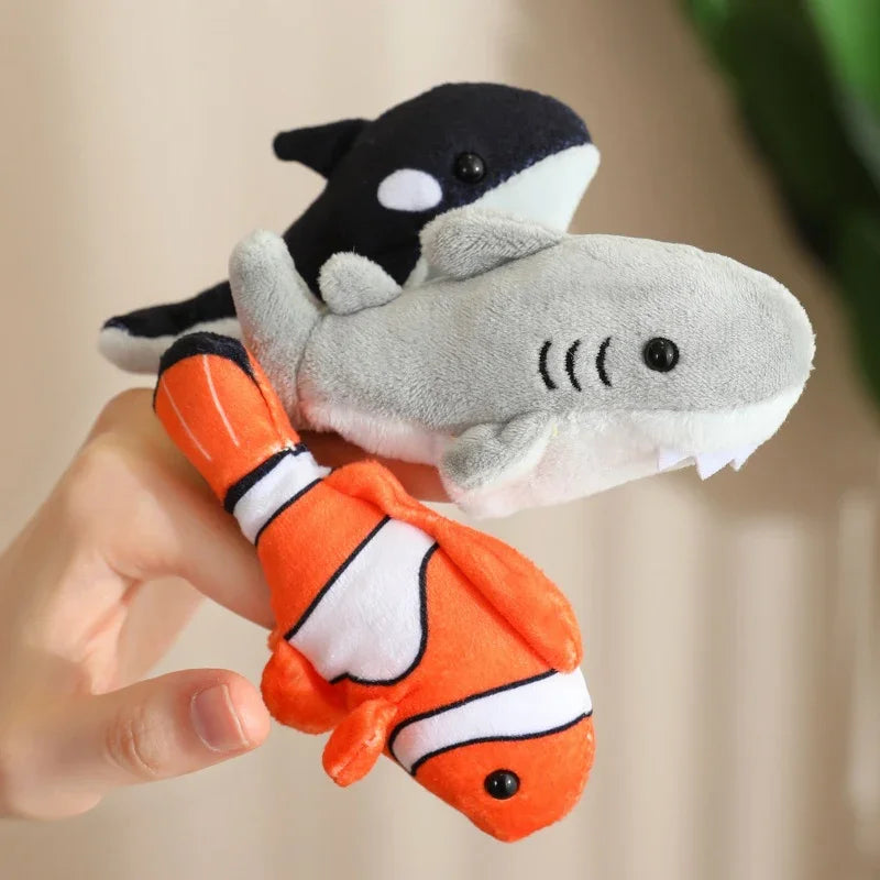 Cute Cartoon Animal Plush Hand Finger Puppet Toys Soft Mini Lifelike Parrot Peacock Shark Octopus Toys Funny Finger Game Props