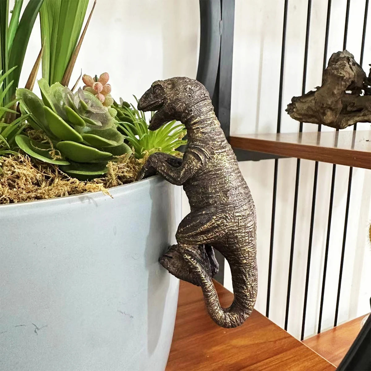 Climbing Dinosaur Planter Ornament, Mini Resin T-Rex Figurine for Succulent Pots, Desk Plants and Playful Home Decor