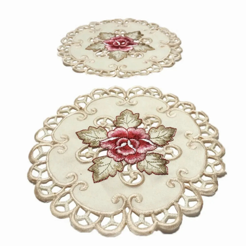 Floral Embroidered Satin Table Mats Set of 4, 20 cm Round Fabric Accents for Tea Tables, Dessert Plates and Cozy Dining