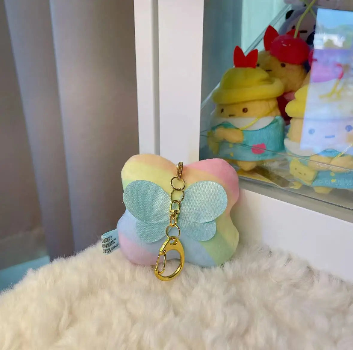 Cute Rainbow Star Plush Keychain - Soft Stuffed Star Toy with Cheerful Face, Mini Plush Pendant for Backpack/Keys/Bag Decoration & Mood-Boosting Companion”